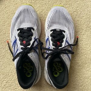 Like New! New Balance 890v6 `white Munsell` Women`s Running Shoes